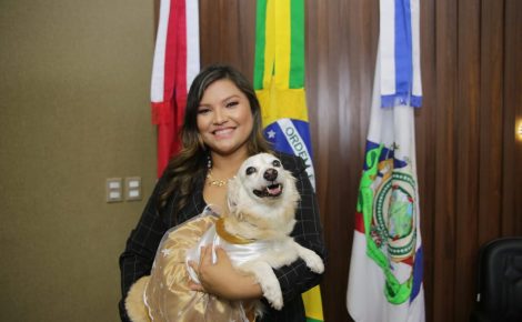 deputada estadual Joana Darc