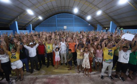 Evento da pré-candidatura de Renato Afonso (União Brasil) ocorreu em uma quadra em Pauini. (Foto: Divulgação)