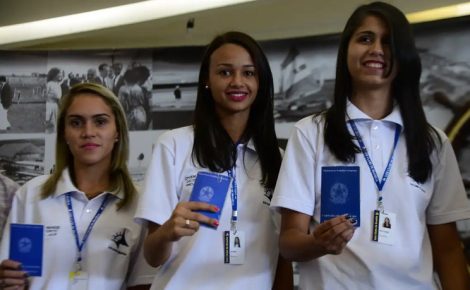 Contratação de jovens aprendizes cresce no 1° semestre no Brasil