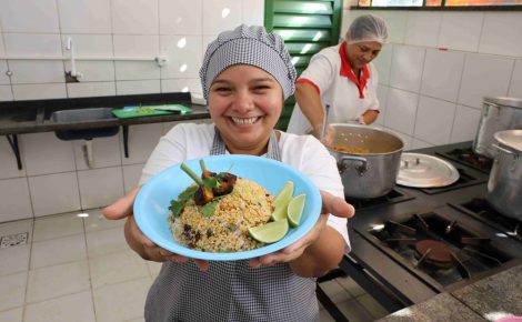 Merendeiras-do-AM-disputam-premio-nacional-de-Melhores-Receitas-da-Alimentacao-Escolar-1