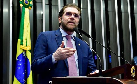 O senador Plínio Valério (PSDB-AM)  (Foto: Waldemir Barreto/Agência Senado).