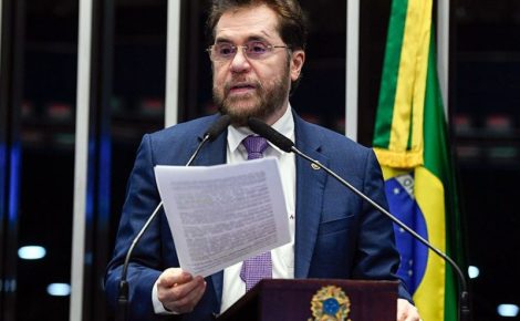 Plínio Valério (PSDB), senador pelo Amazonas