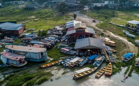 Seca tem acelerado vazante do rio Negro (Foto: Divulgação)