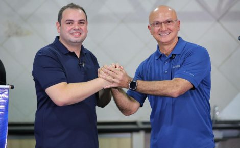 Roberto Cidade e Coronel Menezes, agora unidos na disputa pela prefeitura de Manaus (Foto: Divulgação)