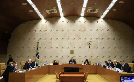 Por 7 votos a 4, Corte decidiu que é necessário mudar o cálculo de distribuição atual das sobras eleitorais, mas decisão não será retroativa.
