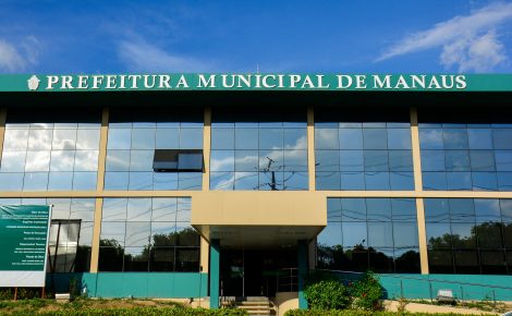 Faixada da prefeitura de Manaus - Fotos: Valdo Leão / Semcom