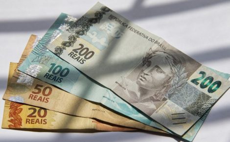 Investimentos de até R$ 1 mil representaram 54,2% das operações (Foto: Reprodução/Canva)