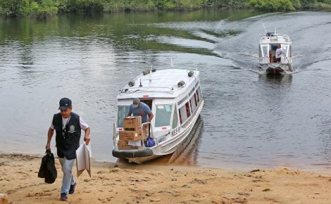 Transporte de urnas eletrônicas nas eleições complementares de 2017 (Foto: Roberto Jayme/Ascom/TSE)