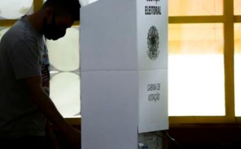Voto nas Eleições TSE