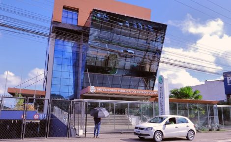 Sede da DPE-AM, em Manaus (Foto: divulgação)