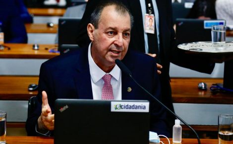 Omar Aziz estava sendo monitorado ilegalmente pela Abin paralela. Foto: Ariel Costa
