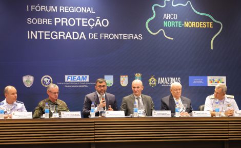 Wilson Lima durante o 1º Fórum Regional sobre Proteção Integrada de Fronteiras - Arco Norte-Nordeste (Foto: Diego Perez / Secom)