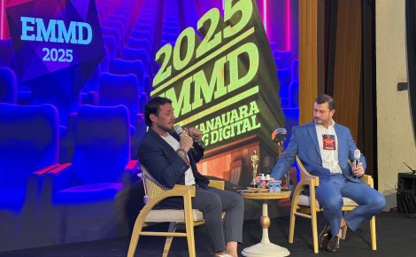 Leandro Portella e Dr. Thales Schincariol apresentam palestra no EMMD 2025 sobre estratégias para agregar valor aos produtos e transformar a experiência do consumidor.