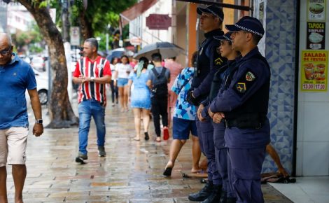 Segurança no Amazonas avança com novas bases e efetivo policial. (Foto: Alex Pazuello e Arquivo / Secom)