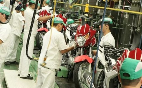 Produção de motocicletas no Polo Industrial de Manaus (Foto: Divulgação/Abraciclo)