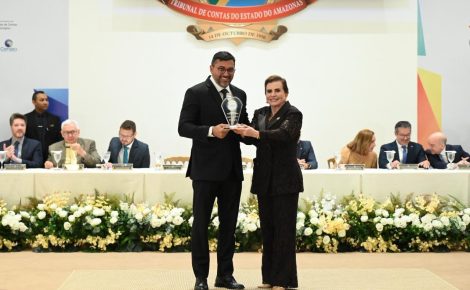 Governador Wilson Lima recebe o Selo Diamante de Transparência Pública no TCE-AM em Manaus