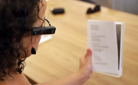 A inteligência artificial é usada em sistemas de audiodescrição que ajudam a descrever objetos e ambientes