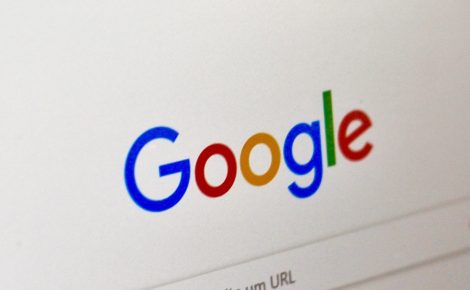 campos-de-busca-do-google-em-tela-de-computador-1675262671743_v2_3x4