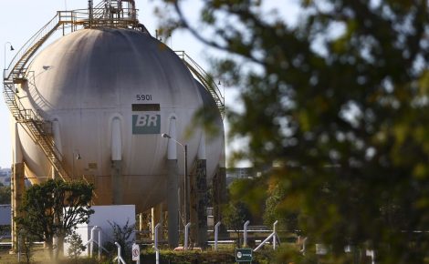 reservatórios de combustíveis da transpetro, em brasília.