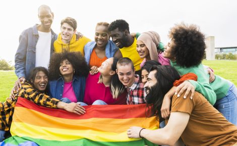 Turismo LGBT avança no Brasil, mas desafios persistem
