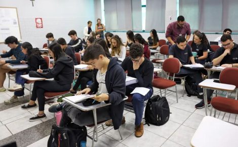 Inscrições para o Enem estão abertas até 6 de junho. (Foto: José Cruz/Agência Brasil)