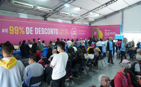Para contribuir com a redução dos golpes, a Serasa lançou um serviço em que em um minuto o consumidor consegue denunciar sites ou redes sociais fraudulentas. (Foto: Divulgação)