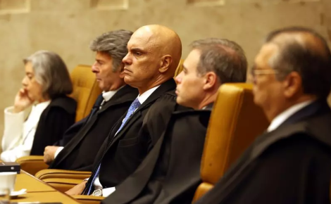 Ministros durante sessão Solene de Abertura do Ano Judiciário do STF (Foto: Antônio Cruz/Agência Brasil)