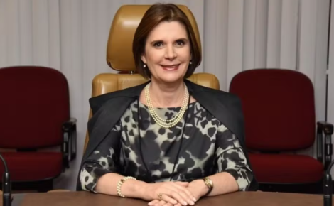 Maria Elizabeth Rocha, primeira ministra mulher eleita para presidir o Superior Tribunal Militar — Foto: Divulgação/STM