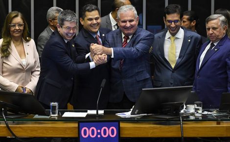 Orçamento 2025