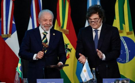Presidente Lula recebe a presidência do Mercosul do presidente argentino, Javier Milei