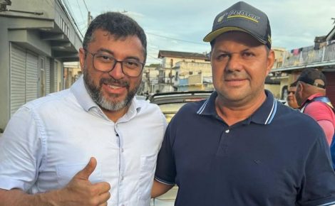 O pré-candidato quer mais investimentos na produção de farinha e realizar um mutirão asfáltico em Uarini (Foto: Reprodução/Instagram@marcos.martiinss)