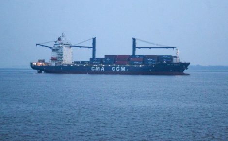 Navios em Manaus