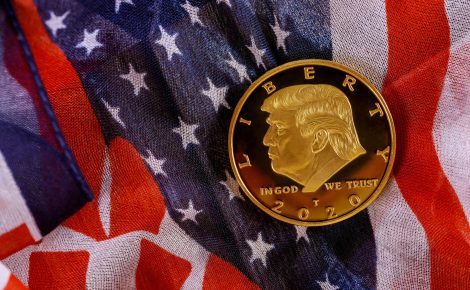 A recente incursão de Donald Trump no mercado de criptomoedas.