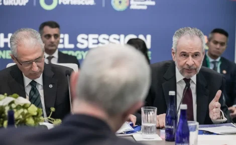 Presidentes da COP29, Mukhtar Babayev, e da COP30, André Corrêa do Lago (Foto: © Rafa Neddermeyer/COP30)