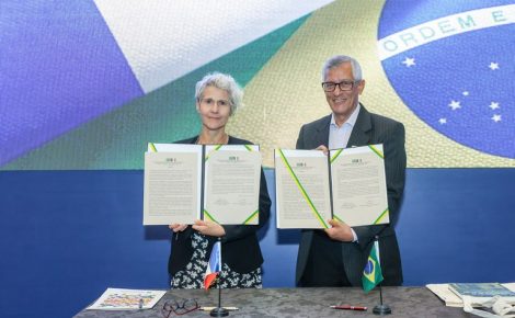 Autoridades franco brasileiras assinam termo de cooperação na área de biodiversidade