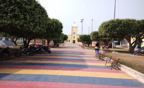 Praça central do Careiro da Várzea, no Amazonas