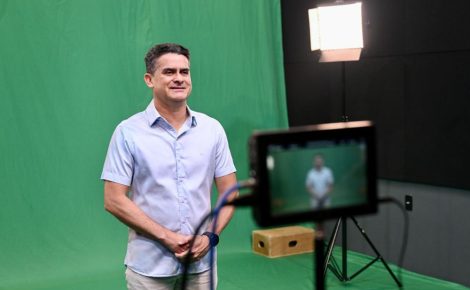 Prefeito de Manaus, David Almeida grava programa do Avante