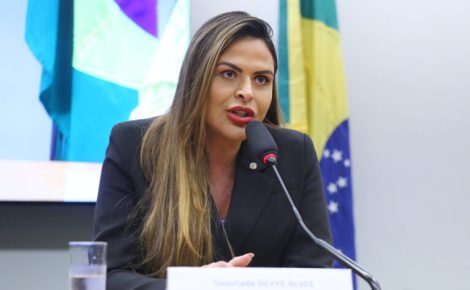 Deputada federal Silvye Alves, do União Brasil-GO