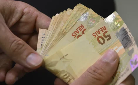 Cédulas de 50 reais