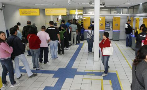 Fila em banco