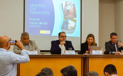 Membros do GT da BR-319 reunidos em Porto Velho (RO)