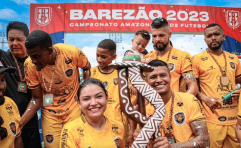 Deputada Joana Darc apoia clube Amazonas FC