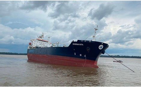 Minerva Rita, petroleiro encalhado na costa do Tabocal