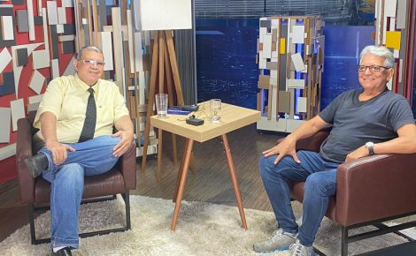 Deputado Federal Pauderney Avelino concede entrevista ao RealTime1 Play