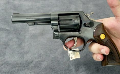 Revólver calibre .38 clássico da Taurus