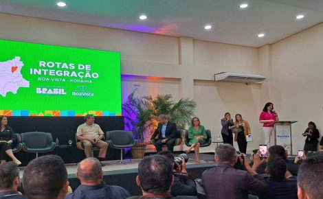 Ministra do Planejamento, Simone Tebet, fala em evento realizado no município de Tabatinga, no Amazonas