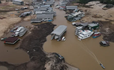 Vazante de rios da Amazônia preocupa presidente Lula, que estará em Manaus nesta terça-feira. (Arquivo)