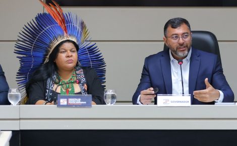 Sonia Guajajara e Wilson Lima, em Manaus