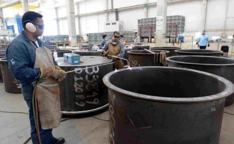 Legislação atual garante restituição de créditos às empresas exportadoras, mas tributação na origem e estados dificultam ressarcimento ao setor produtivo. (Foto:  Tânia Rêgo/Agência Brasil)