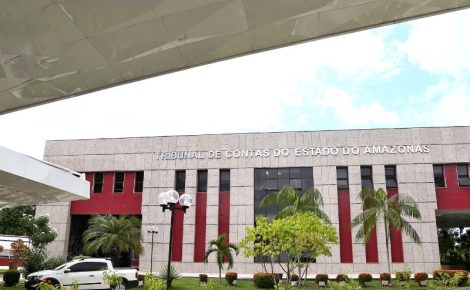A decisão foi tomada em resposta a uma representação do Ministério Público de Contas (MPC-AM), que apontou suspeitas de má-gestão dos recursos do Fundeb pela prefeitura. (Foto: Filipe Jazz)